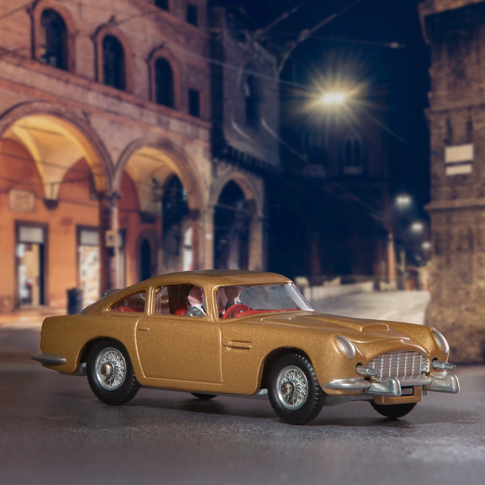 Corgi Model Club Membership BONDFB (SAVE 25%-40% WITH MEMBERSHIP) - Image 2